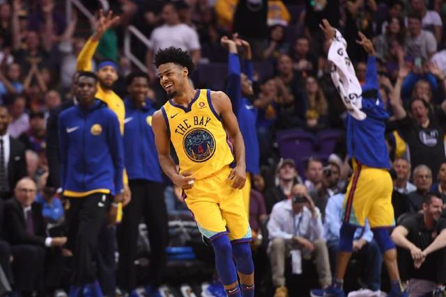 精选足篮专家：龙栋看球8连红！段睿分析NBA3连红